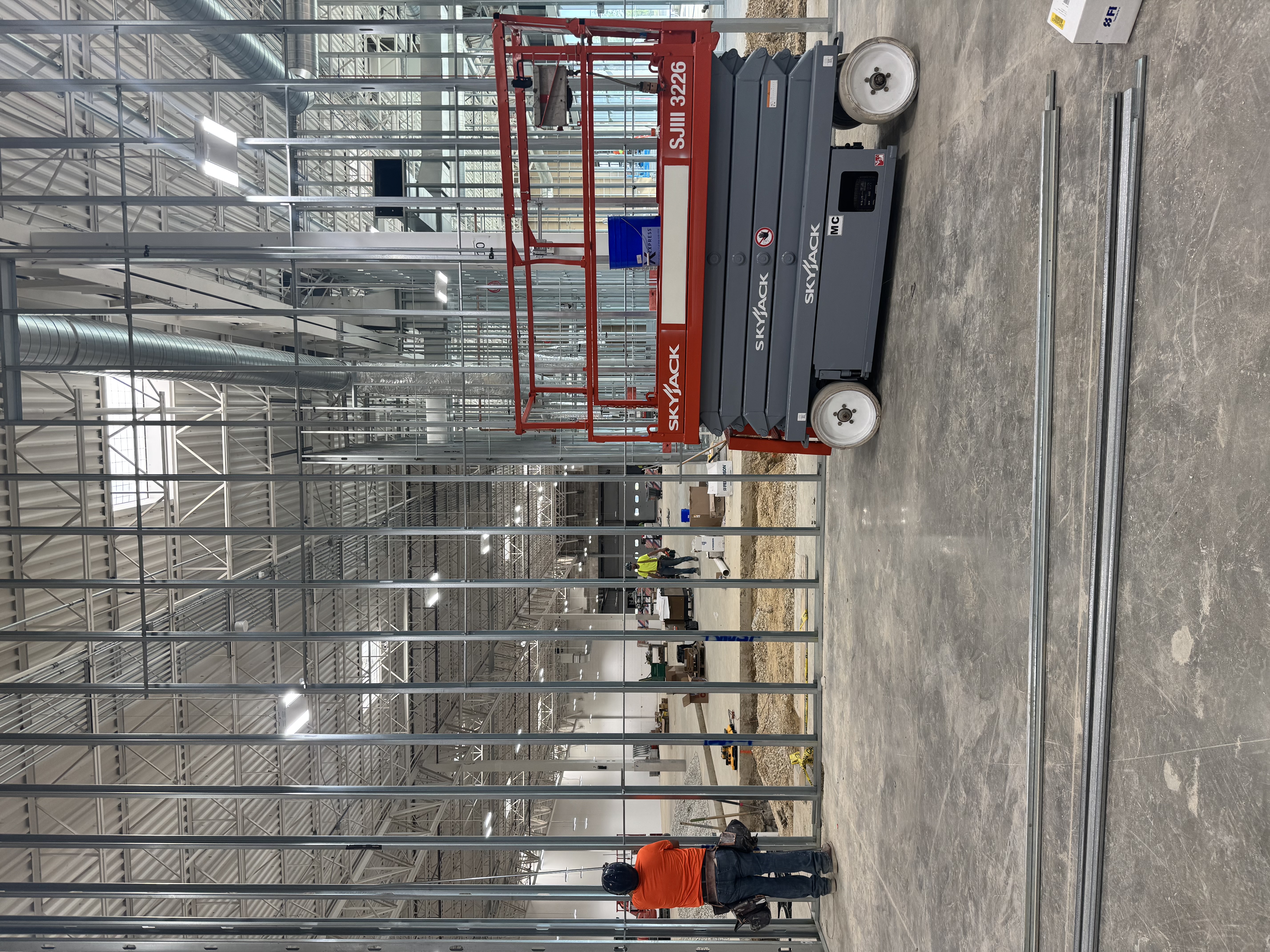 Skyjack SJIII 3226 lift rental in South Elgin, IL
