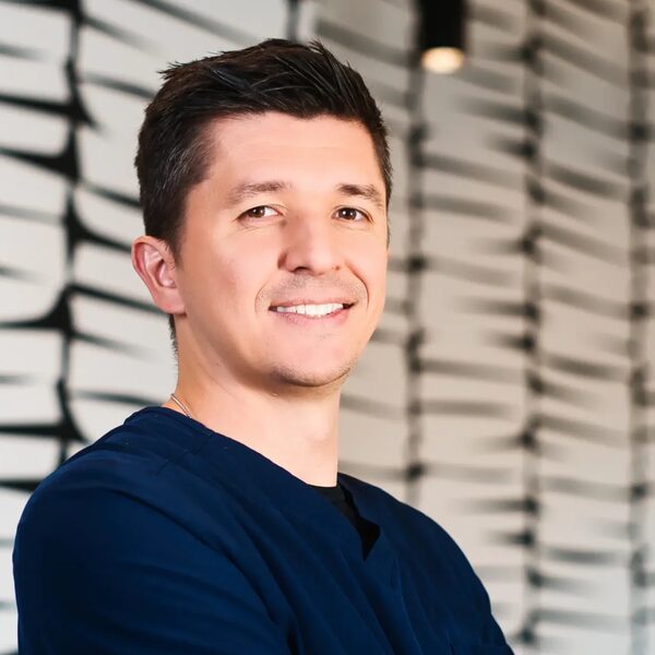 Dr. Marcin Bednarski, DMD