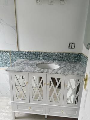 {{ custom_values.service_3 }} in {{custom_values.area_4})