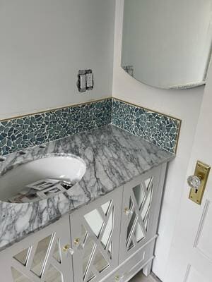 {{ custom_values.service_2 }} in {{custom_values.area_4})