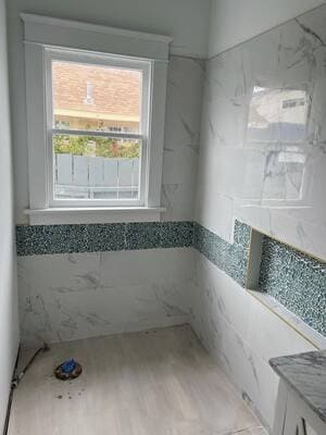 {{ custom_values.service_1 }} in {{custom_values.area_4})