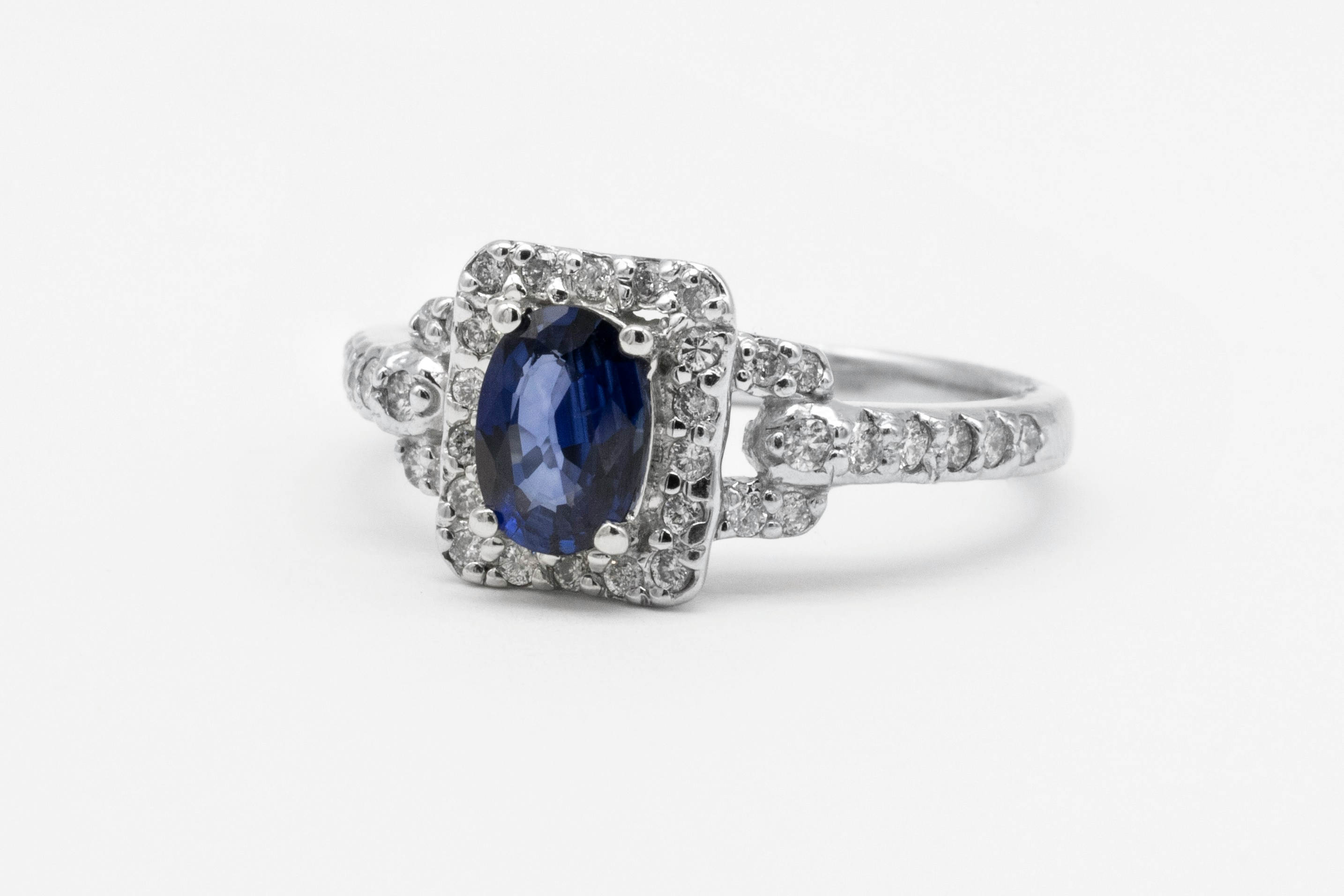 Halo Ring