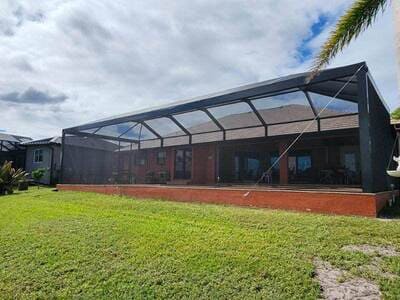 Pool enclosures in Fort Myers