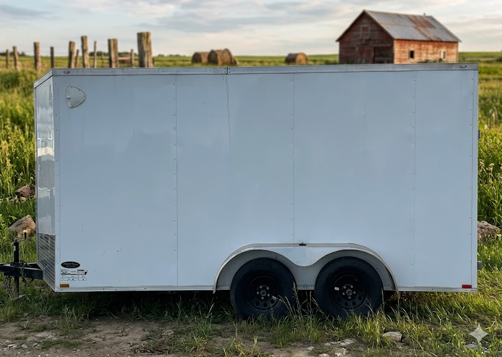 7x14 enclosed trailer rental in Rio Linda, CA