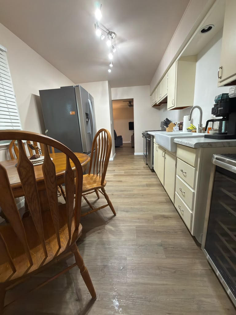 The Stewart House - interior 10
