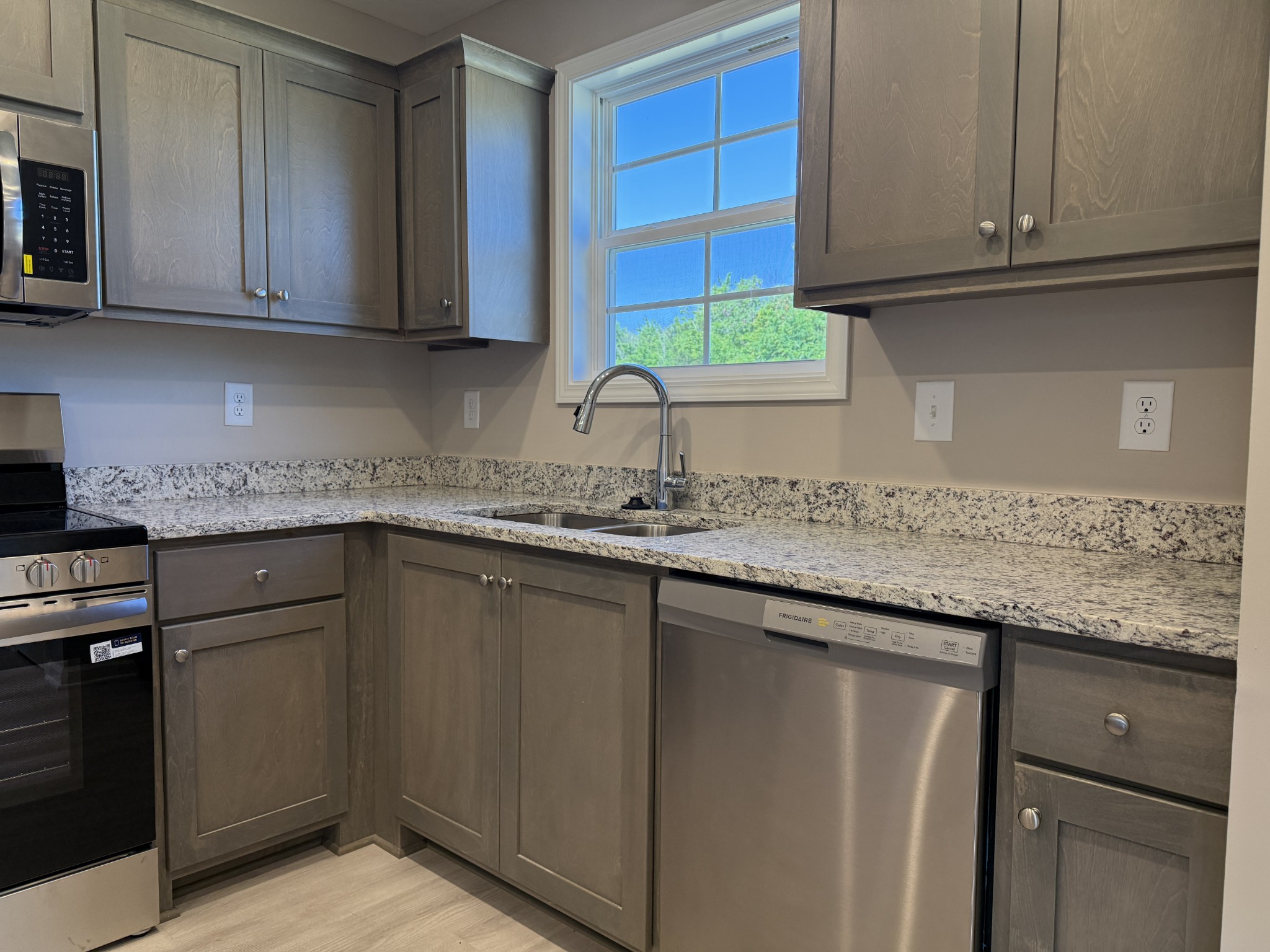 Property view at 104 Sandyside Court