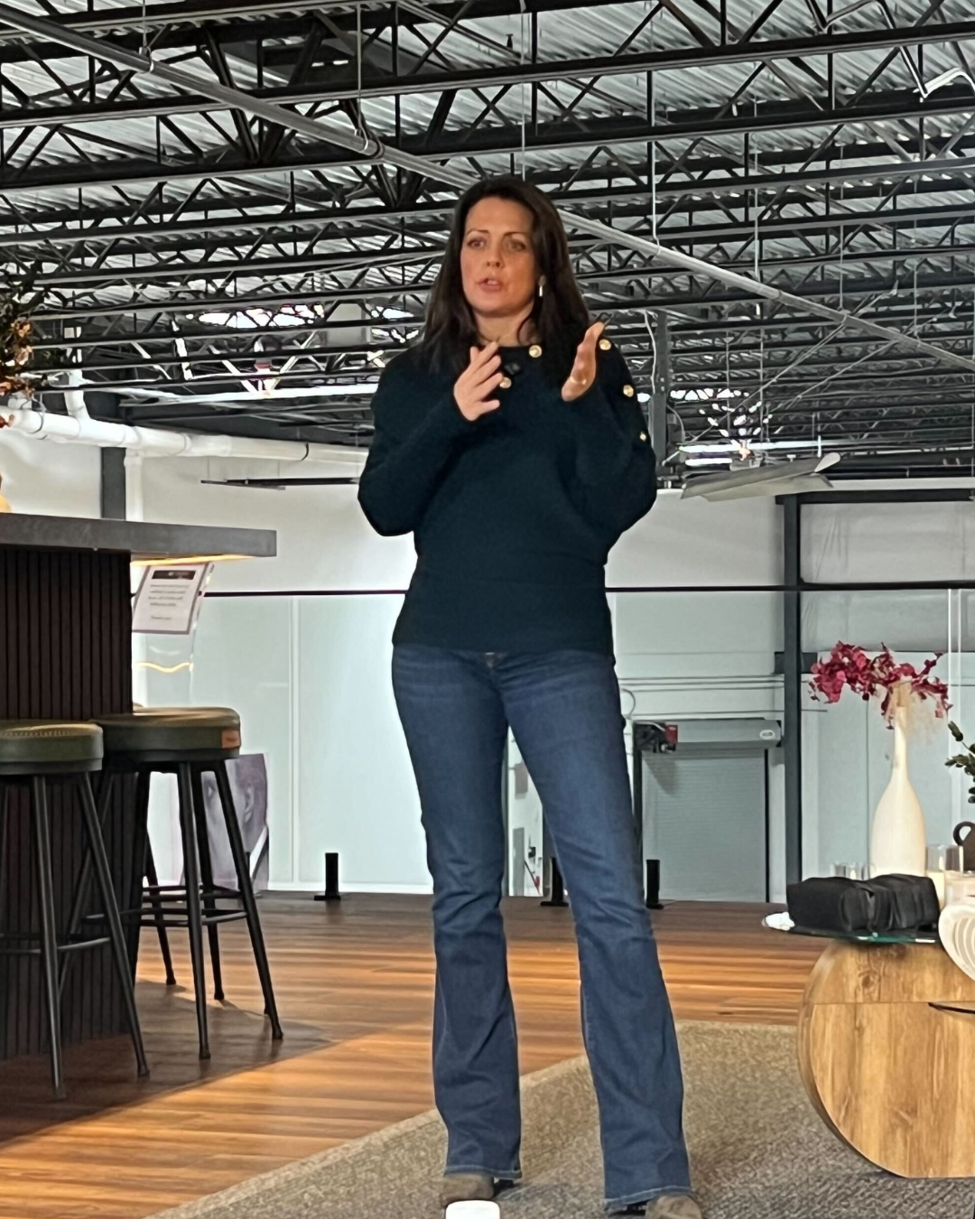 Maeve Ferguson speaking at Mike Kim's Mastermind, New Jersey