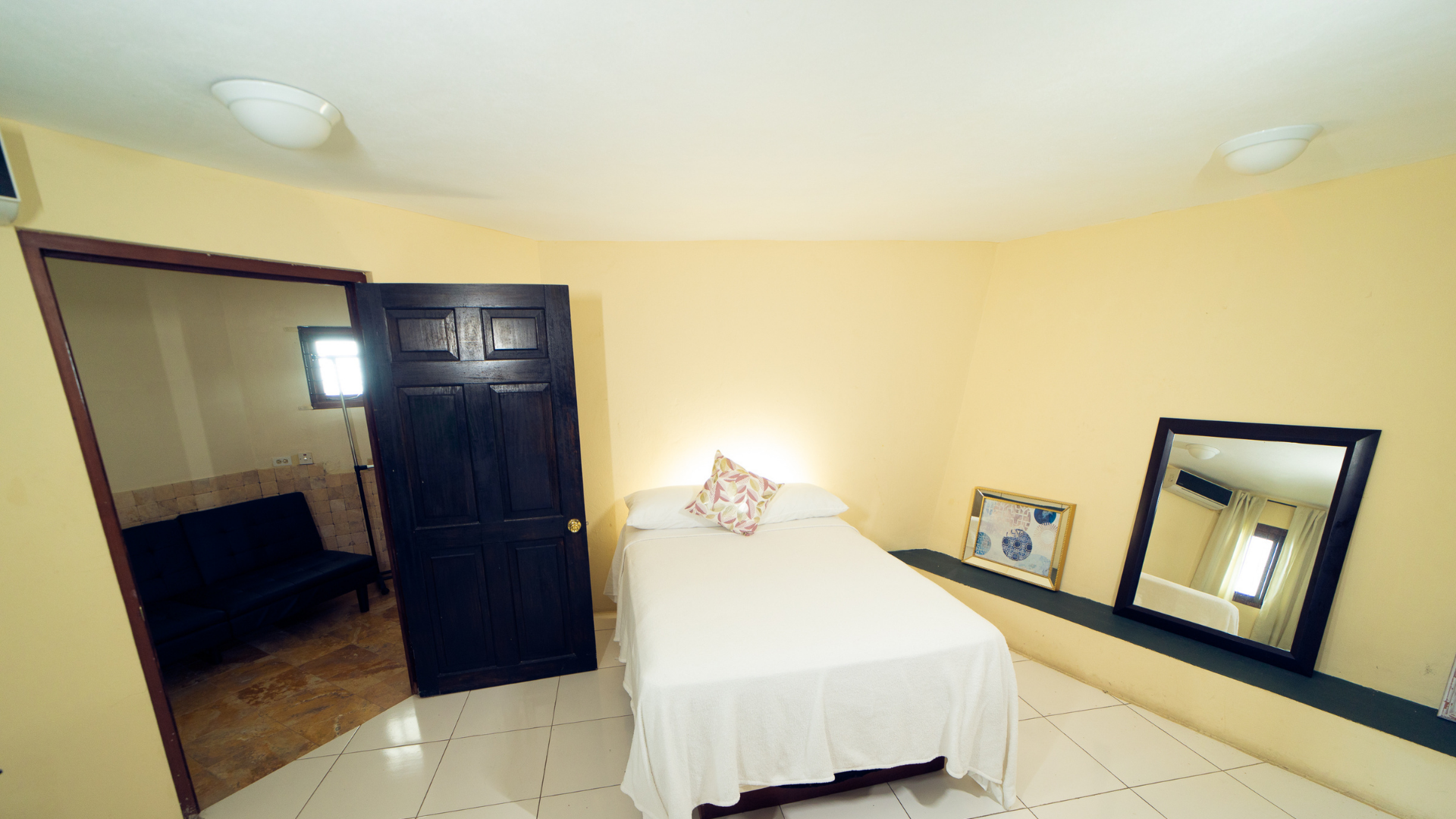 Unit 9 Room 4 Bathroom