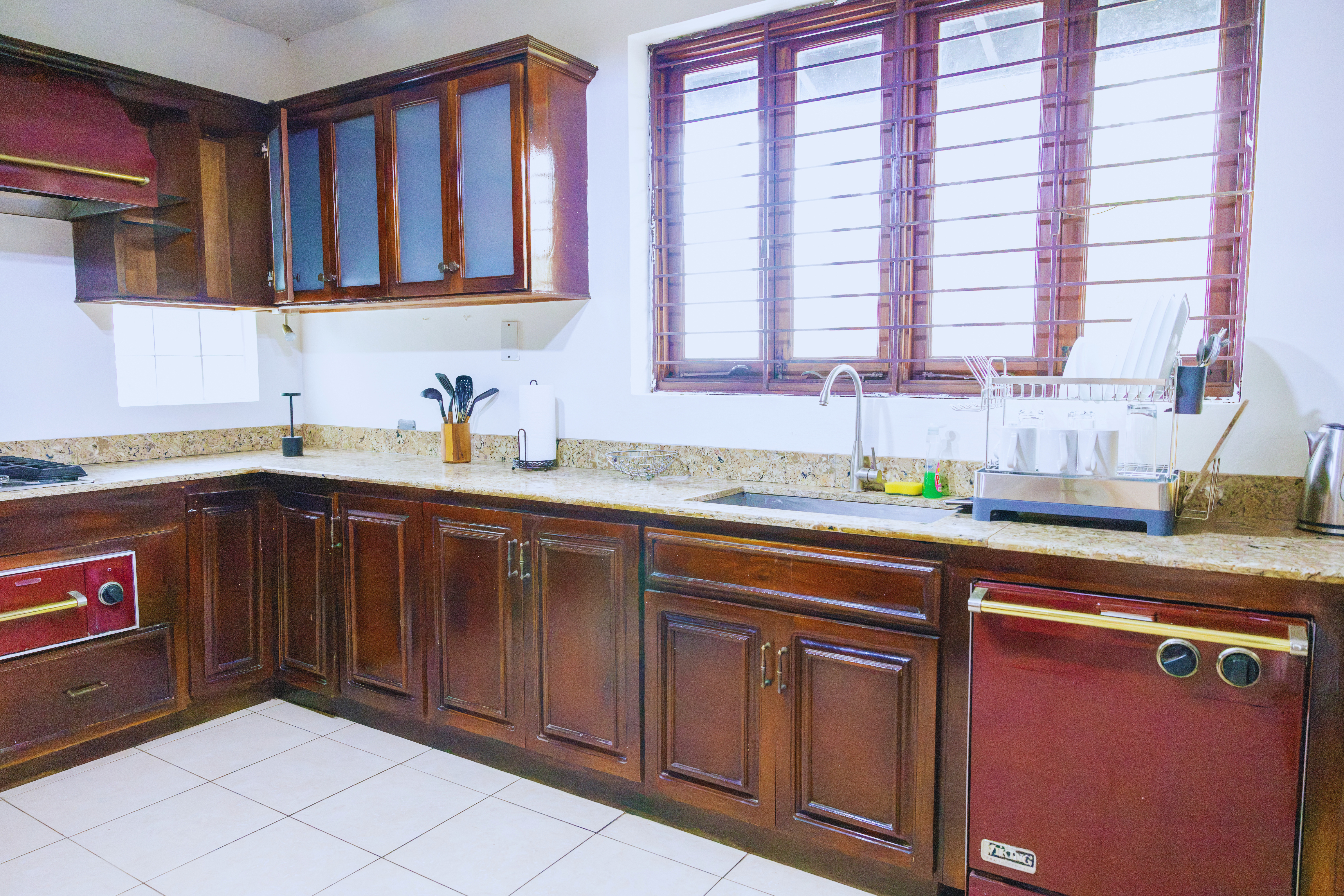 Unit 8 Kitchen Alt