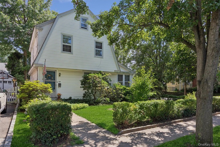 50 Park Avenue, Port Washington