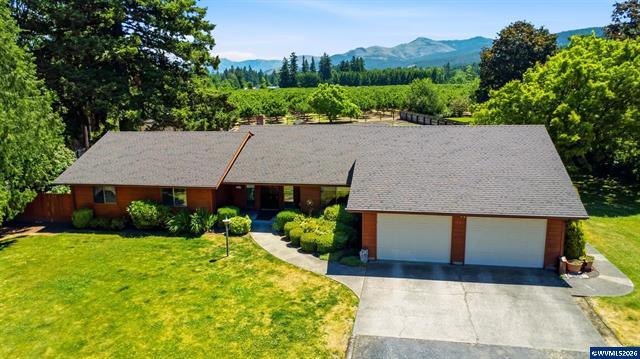 Parklike retreat with 36x24 shop and greenhouse 588 SE Kingwood Mill City Oregon 3 bed 1.42 acres