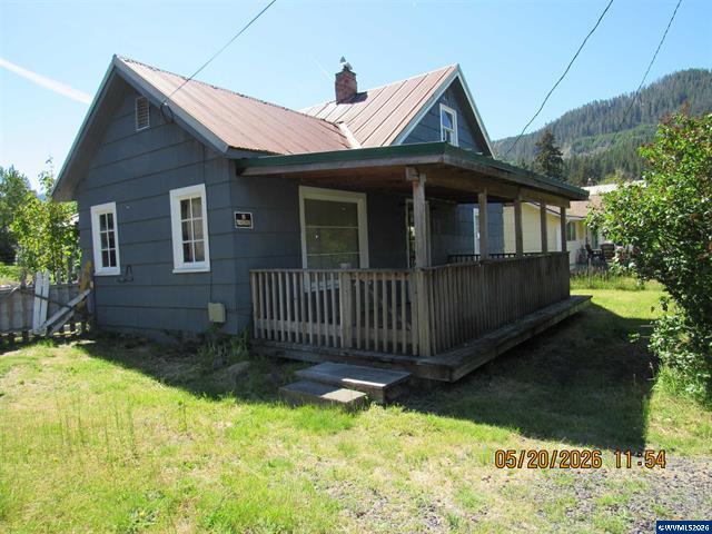 Idanha cabin minutes from Detroit Lake 136 Main St Marion County Oregon 2 bed 1 bath 0.24 acres
