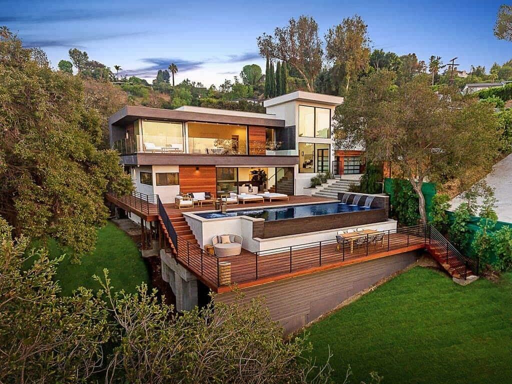 STUDIO CITY STUDIO CITY