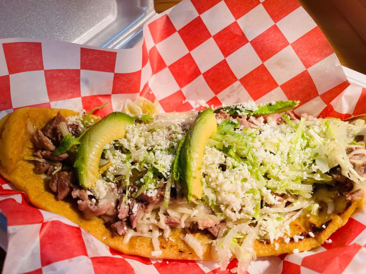 Tortas and combo plates from Jarochos