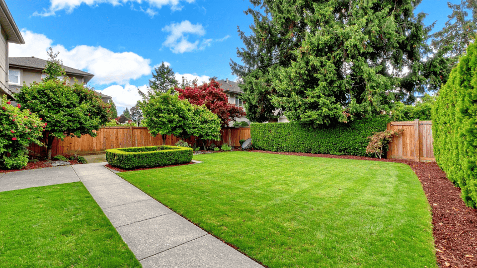 Wentzville Mulch Installation