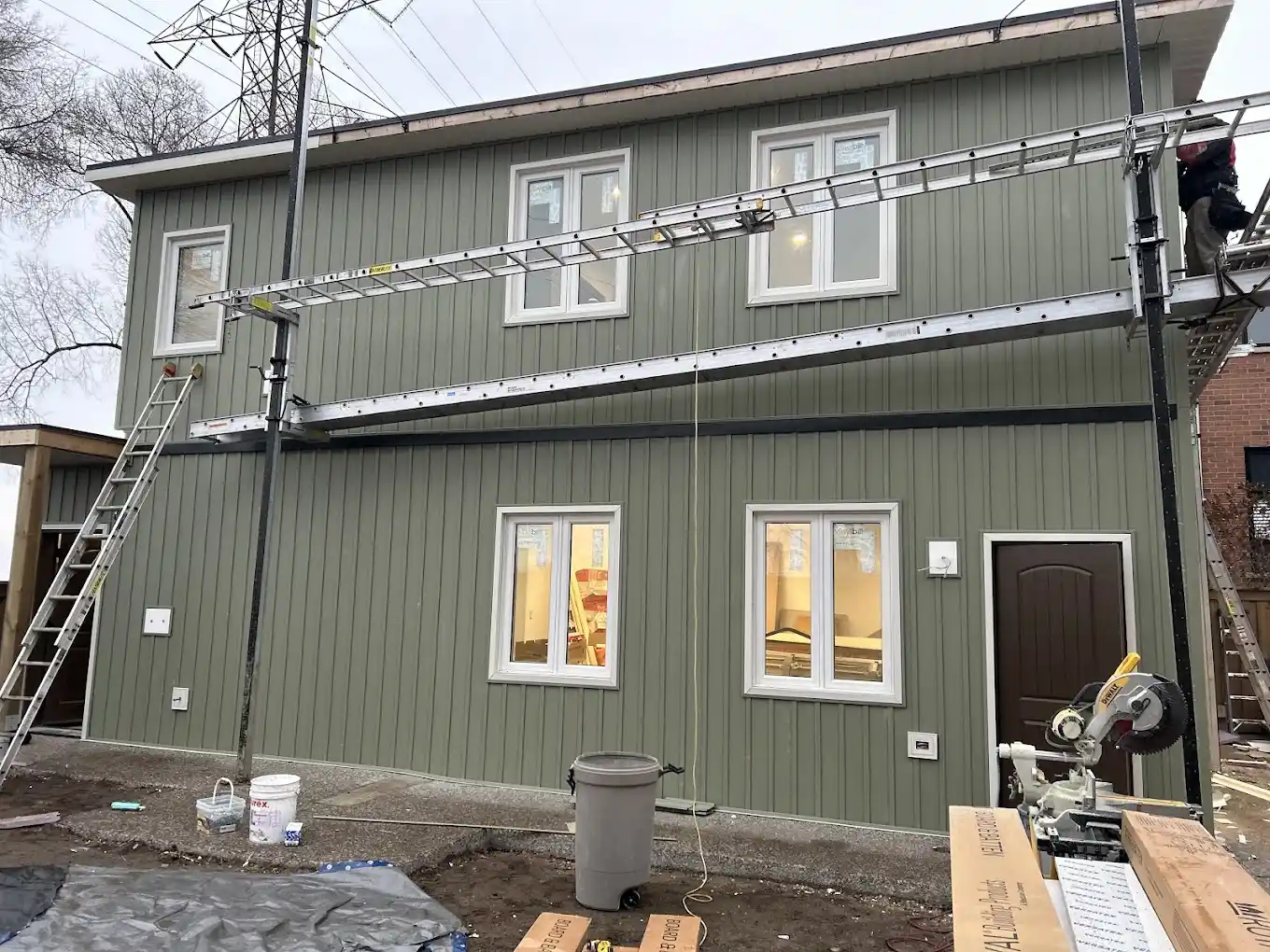 Infinity Gutters siding and gutter installation project
