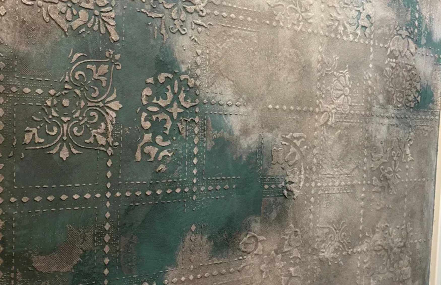 Hand-applied Marmorino and textured lime decorative plaster finish by Venetian Artworks St. Louis