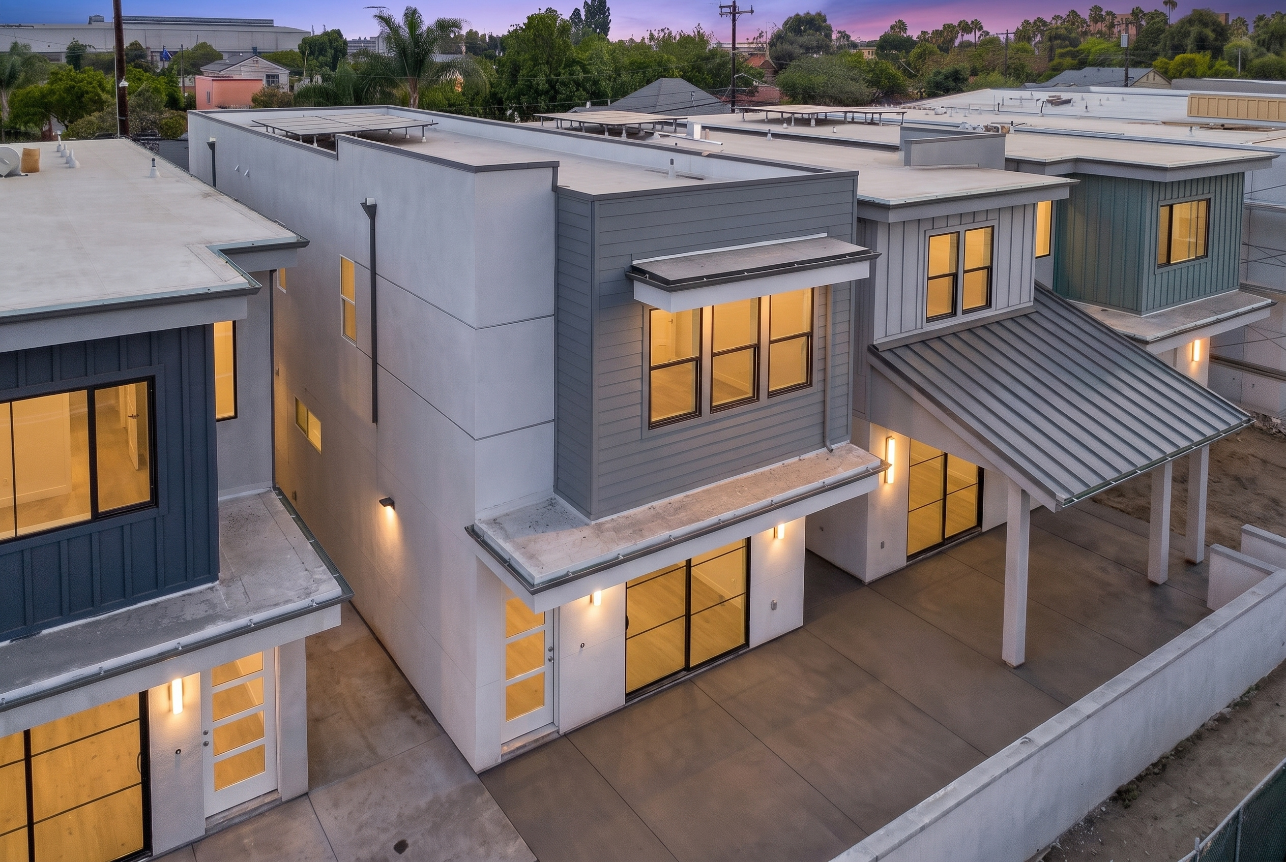 Entrada new-home community in Paramount, California