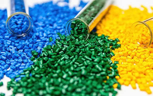 Filamento vs pellets en impresión 3D industrial: criterios técnicos para aplicaciones profesionales e industriales