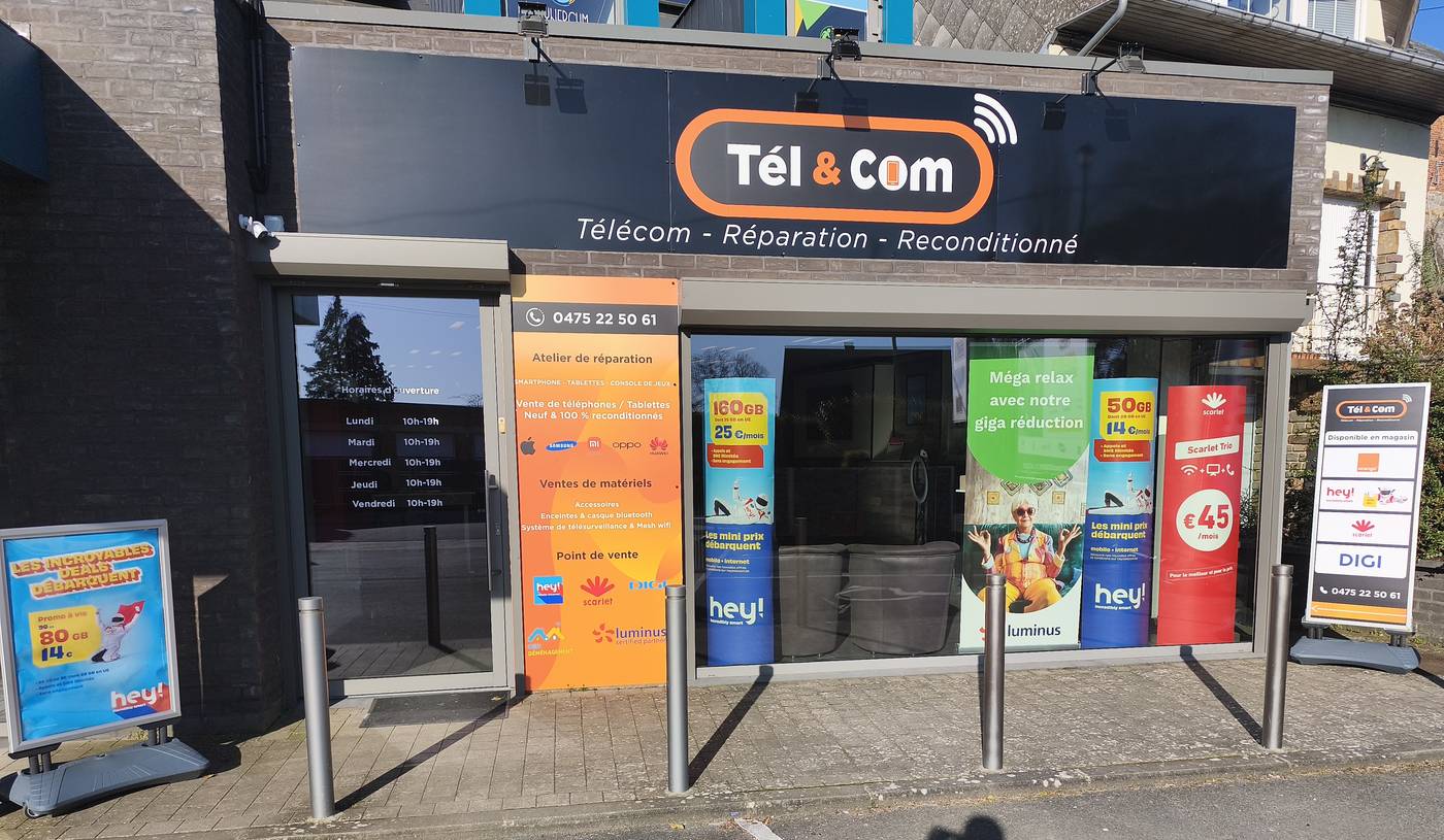 La devanture de Tél&Com, avenue de l&rsquo;Esplanade à Beaumont