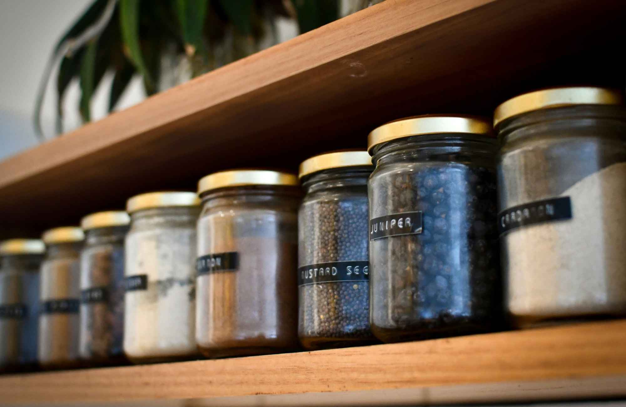 professional-home-organizer-lake-havasu-city-az-time-saving-organizing-systems-spice-rack-with-labeled-spice-jars-neat-practical