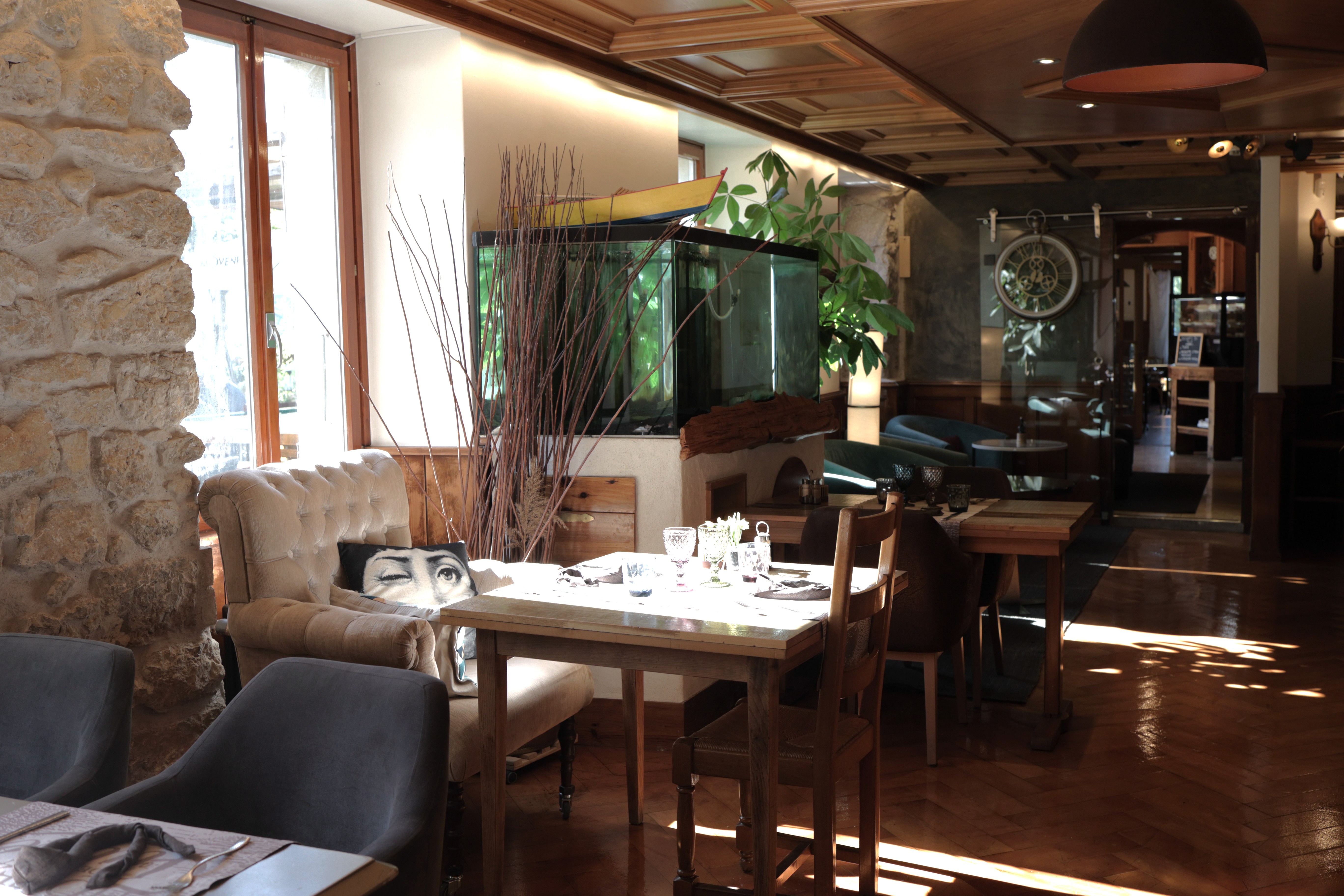 Aquarium restaurant hotel de la truite