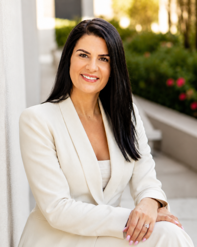 Dr. Jessica welcoming clients