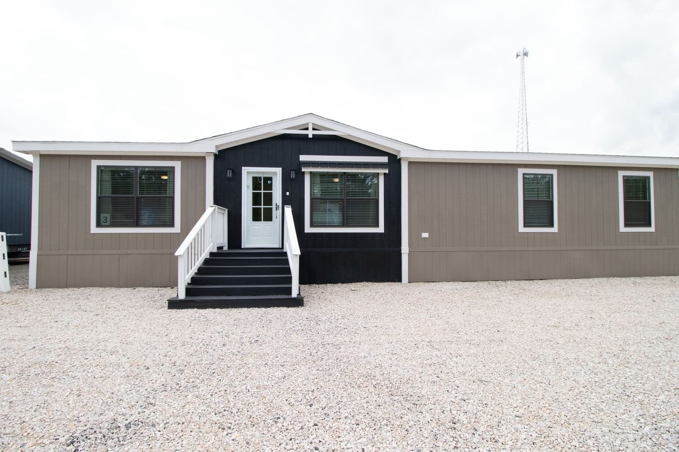 Farm 3 Flex by Clayton Homes — exterior