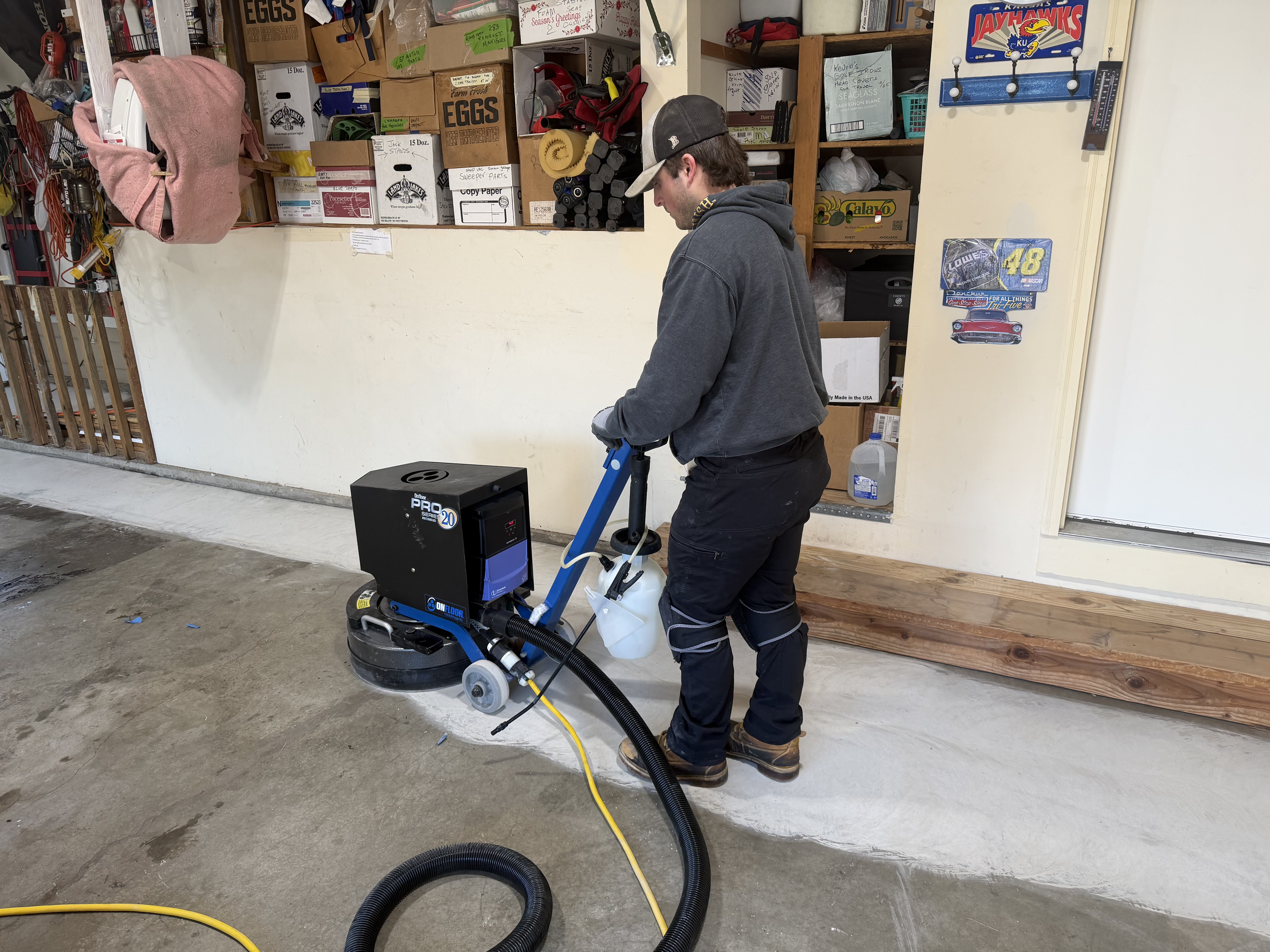 Diamond grinding Kansas City garage floor concrete to CSP 2-3 profile