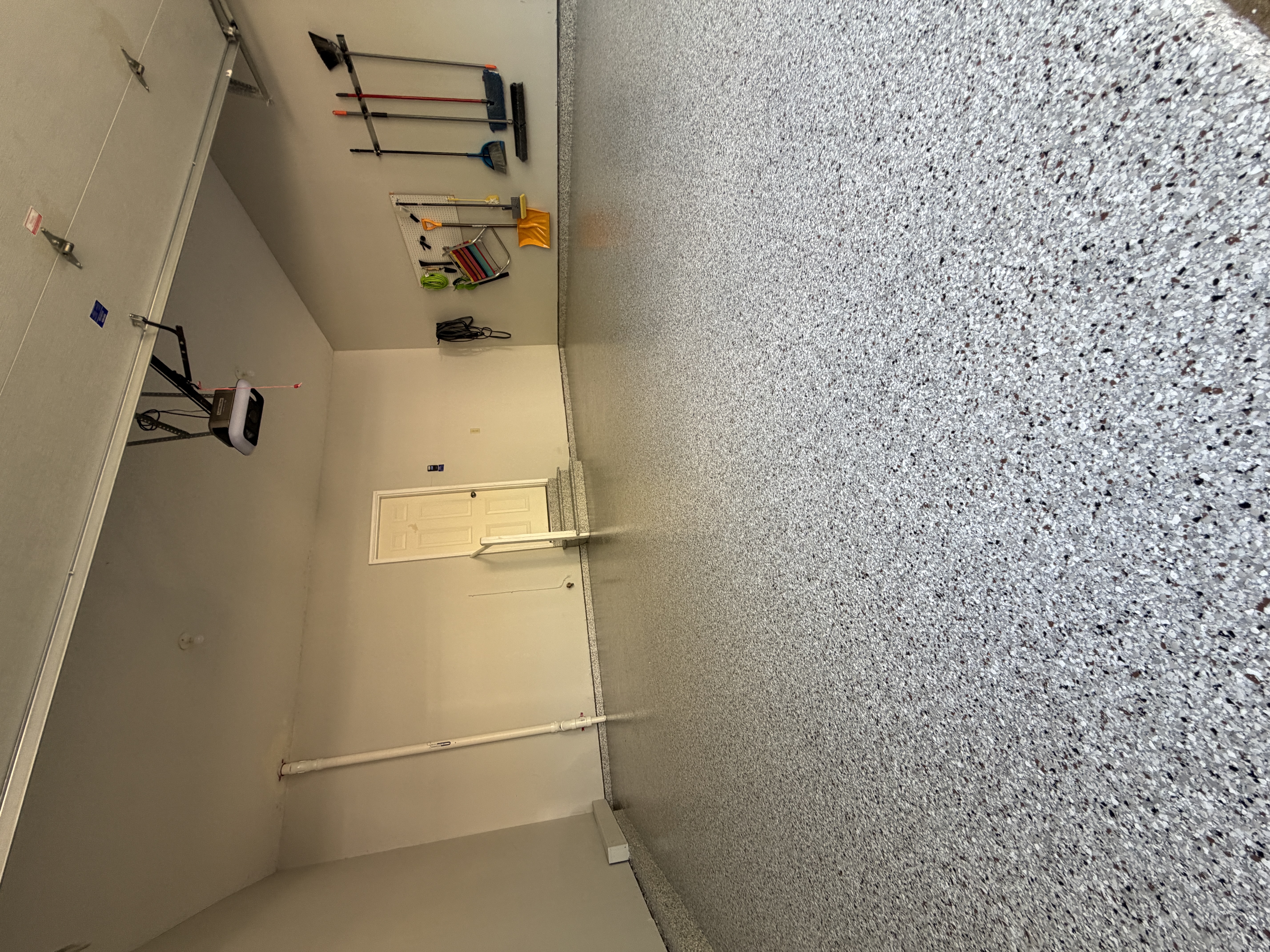 Coyote blend flake garage floor coating Kansas City