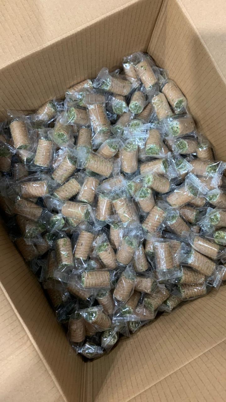 Halawa Biscuit Rolls with Pistachio 5kg