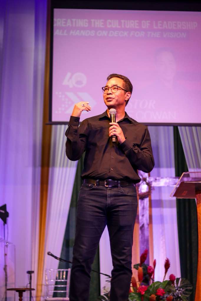 Pastor Che Cowan