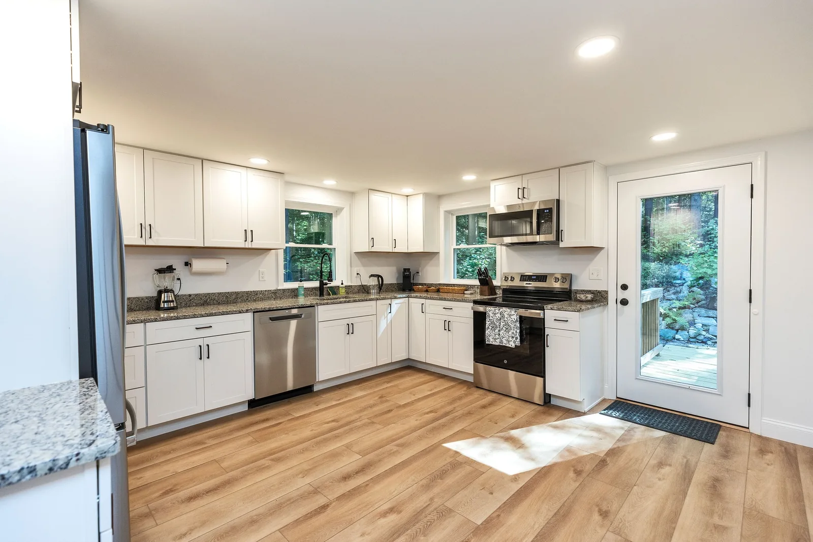 Custom Kitchen Cabinetry