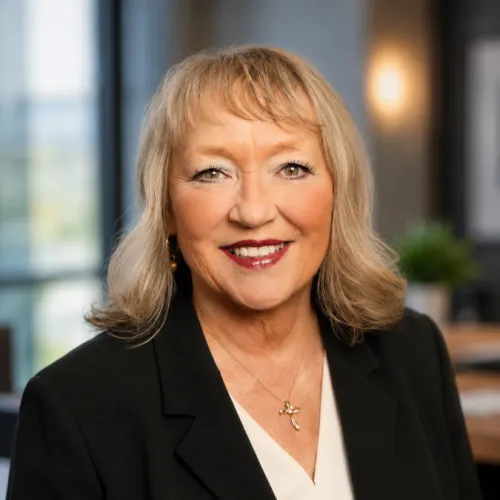 Cindy H.