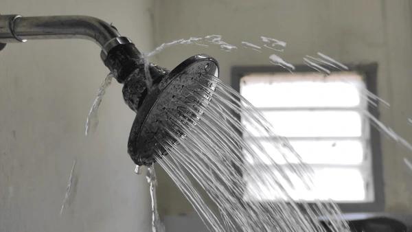 faulty shower head faucet faulty shower head faucet