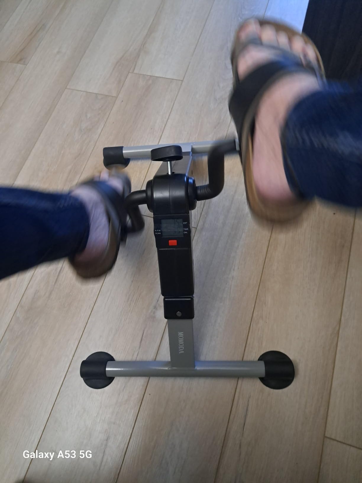 رأي عميل في جهاز mini pedal exerciser