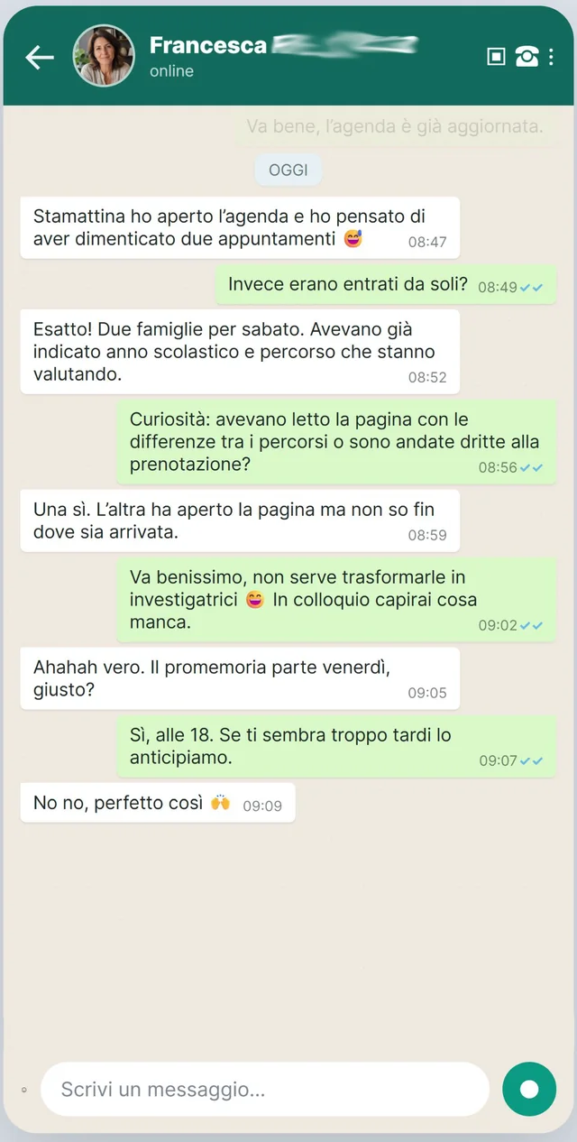 Conversazione WhatsApp con la responsabile di uno studio di consulenza