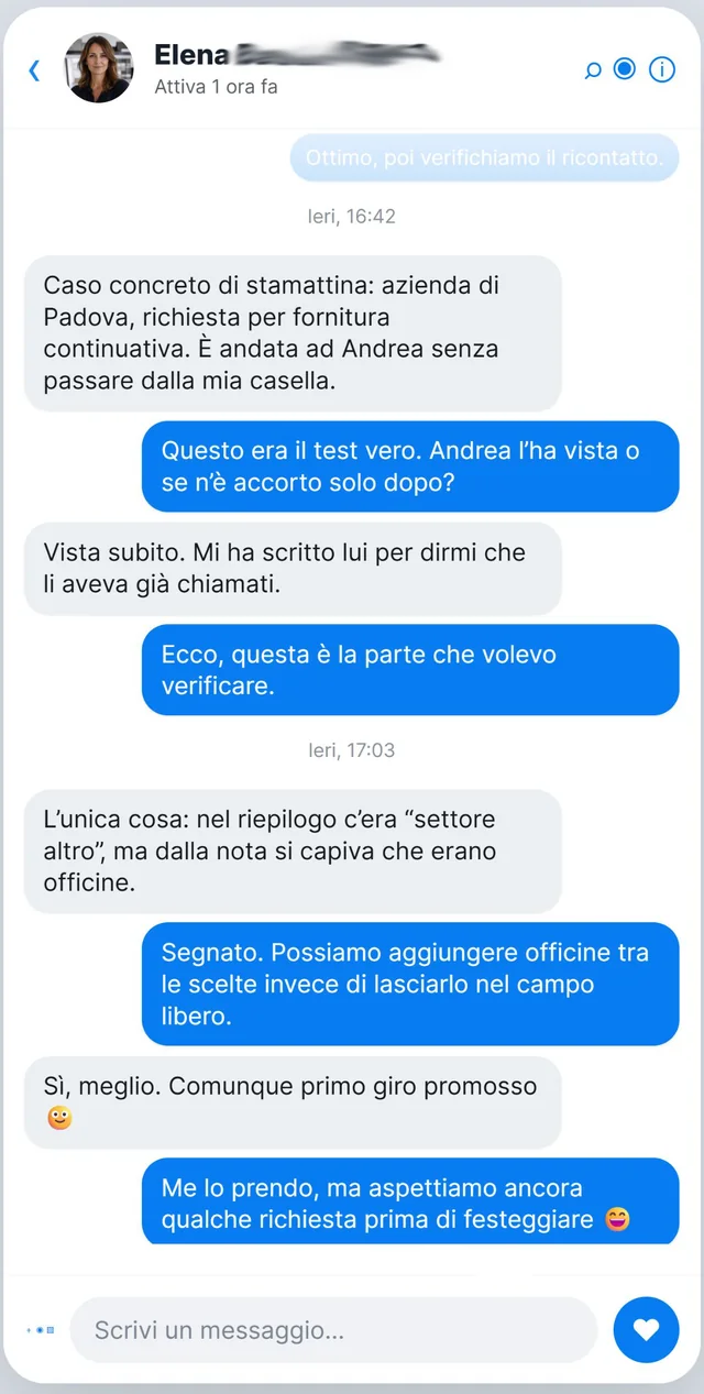 Conversazione Messenger con la titolare di un'azienda di forniture