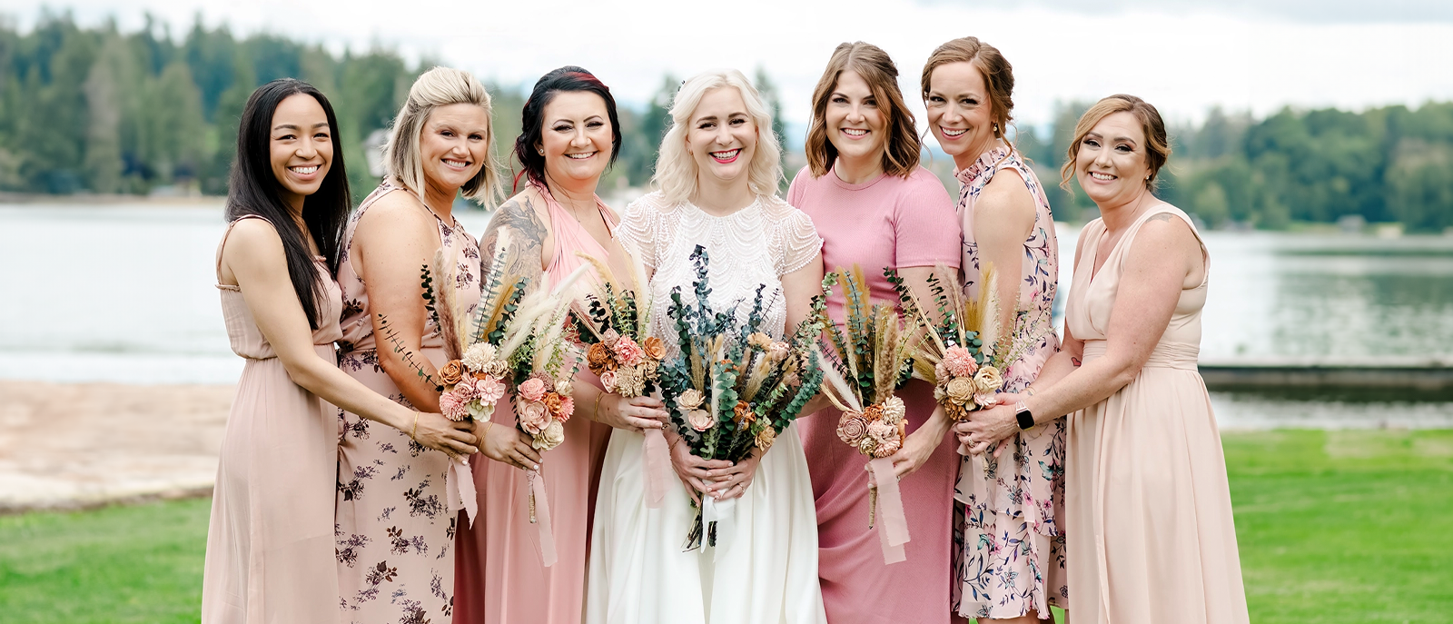 Organized family wedding photos with structured timeline.