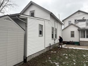 {{ custom_values.service_1 }} in {{custom_values.area_1})