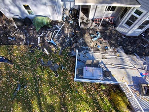 {{ custom_values.service_4 }} in {{custom_values.area_3})