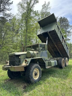 {{ custom_values.service_2 }} in {{custom_values.area_1})