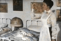 Mary Poppins cleaning