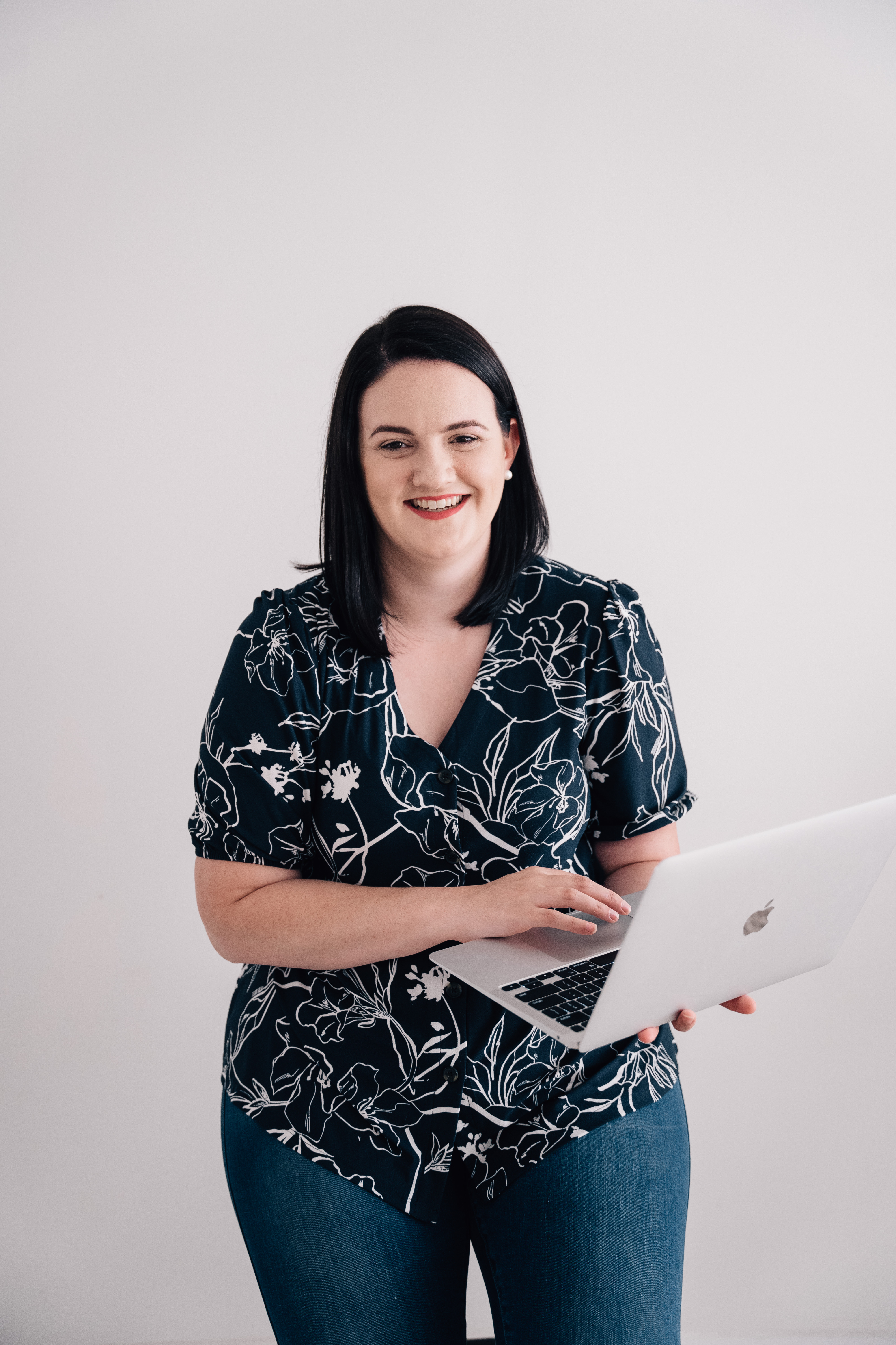 Bec Alison — Lead generation specialist