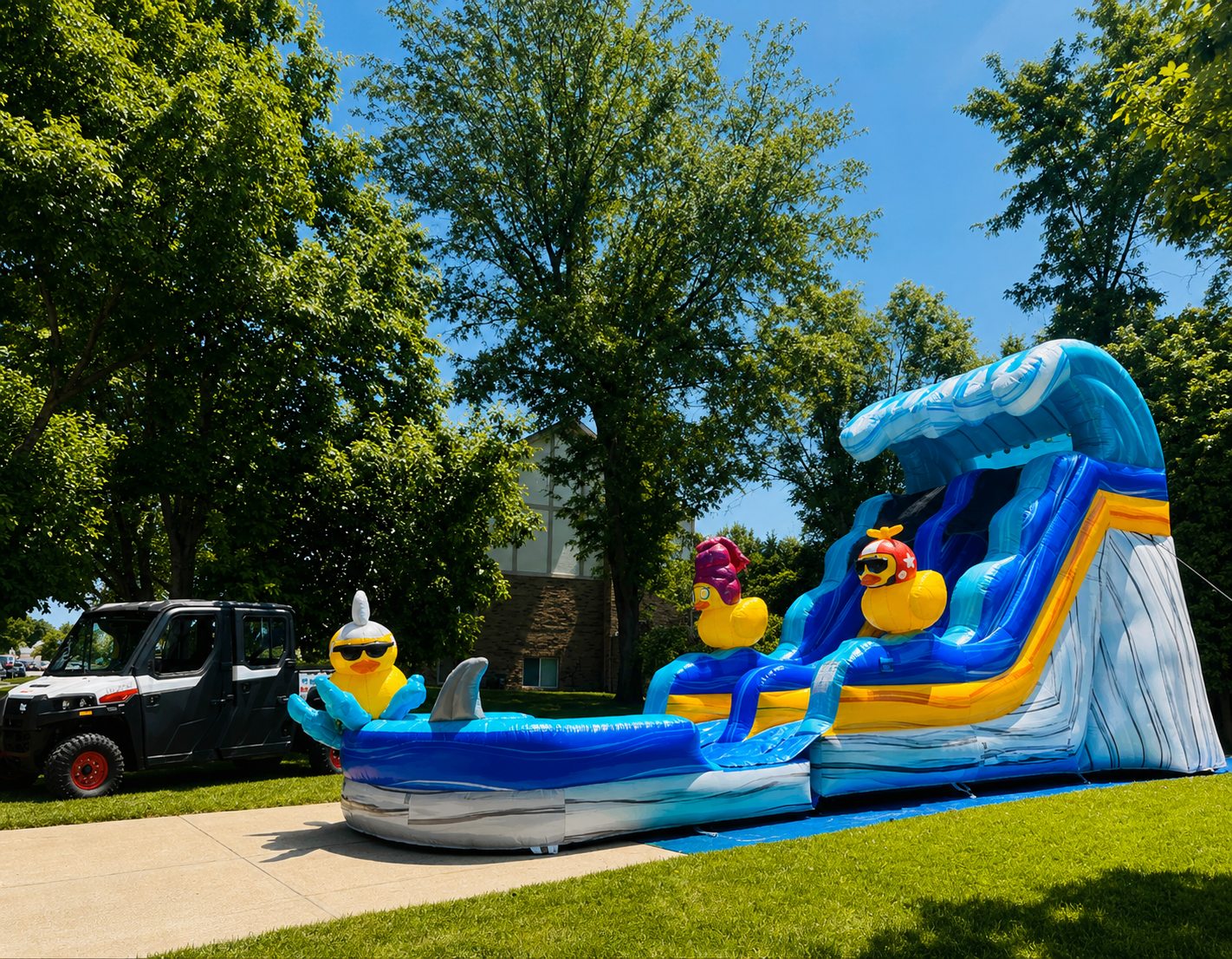 Quack and slide wet-n-dry inflatable slide