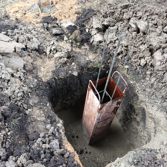 Excavación y armadura de una fundación