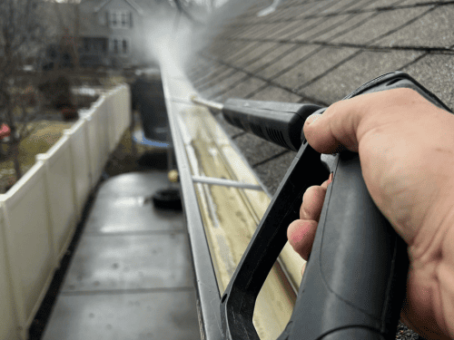 Montreal Gutter Cleaning