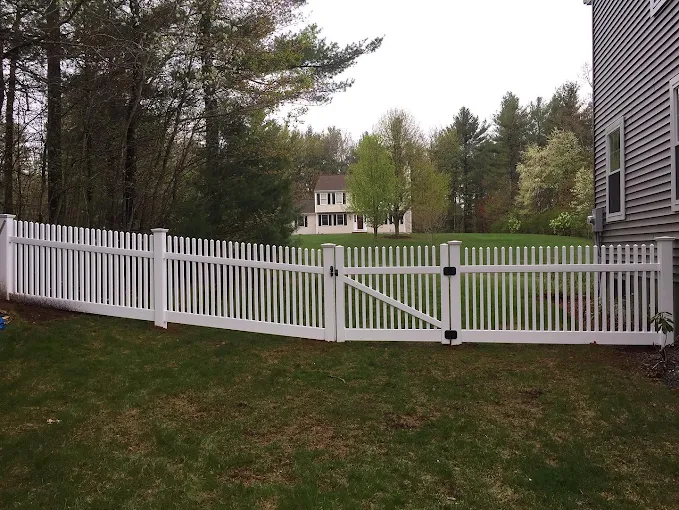 White Vinyl Picket Fence with Gate