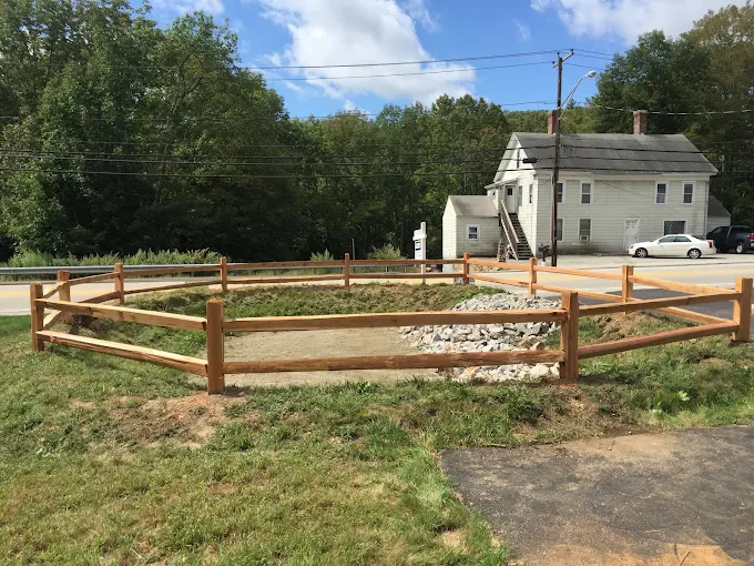 Split Rail Fence (2-Rail Wood Fence)