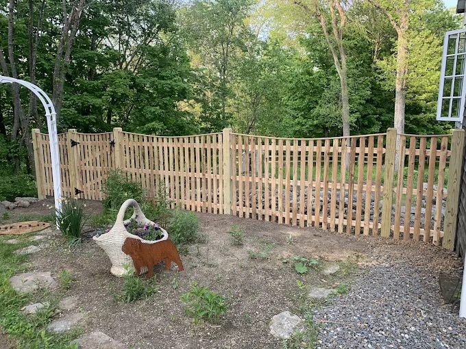 Wood Picket Fence